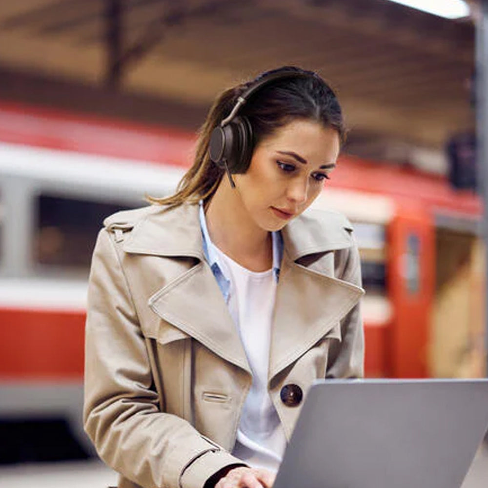 SPC For Business presenta Yealink BH70 y BH76PLUS, auriculares con cancelación de ruido inteligente para el mejor sonido en el entorno profesional