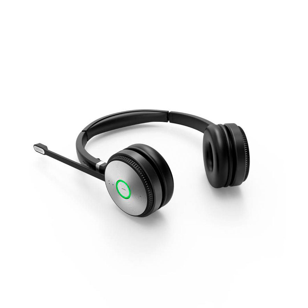 Yealink WHD622 with charging cable